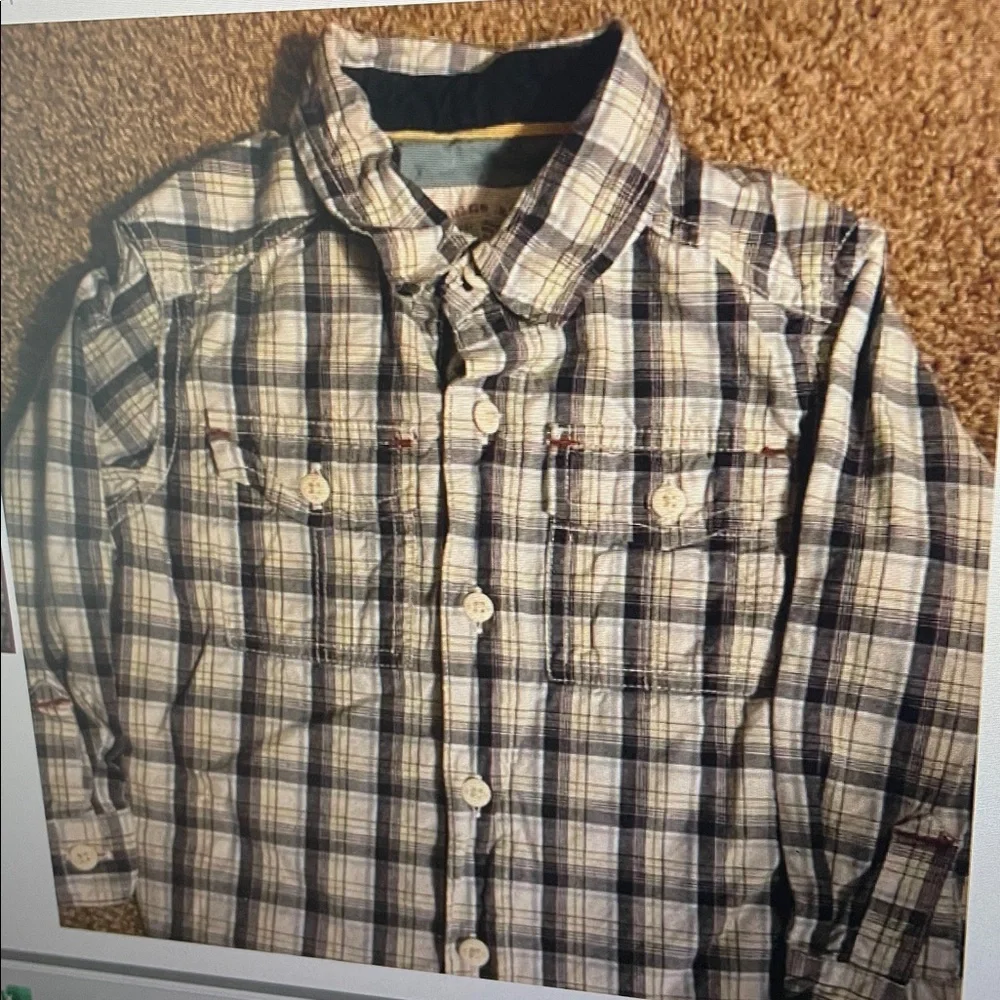 Bundle of 2 boys dress shirts 24M